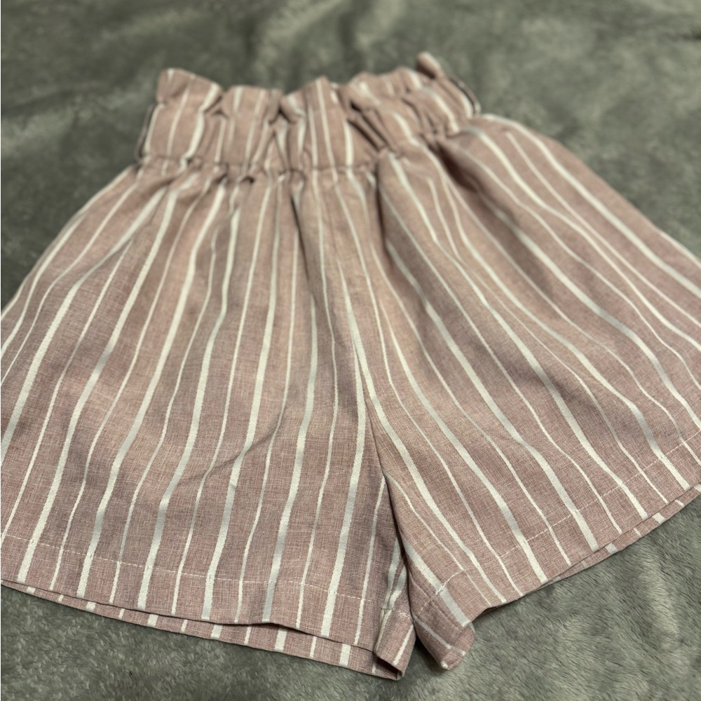 - Boutique lilac purple shorts striped